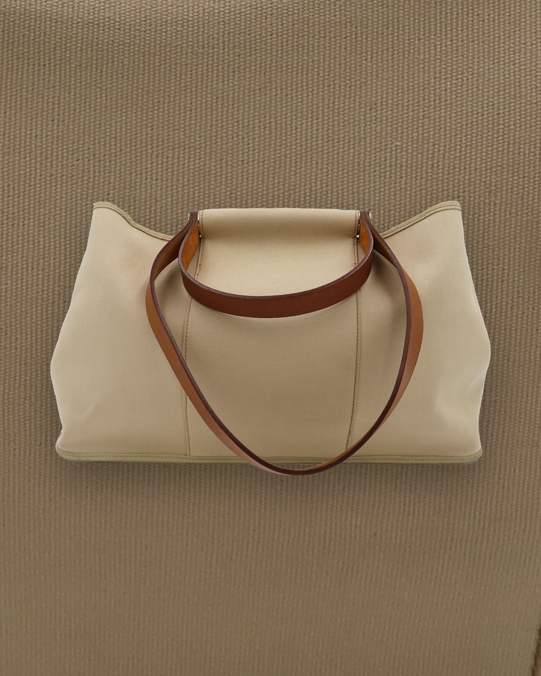 Hermes a Toile and Vache Hunter Cabag Elan 2010