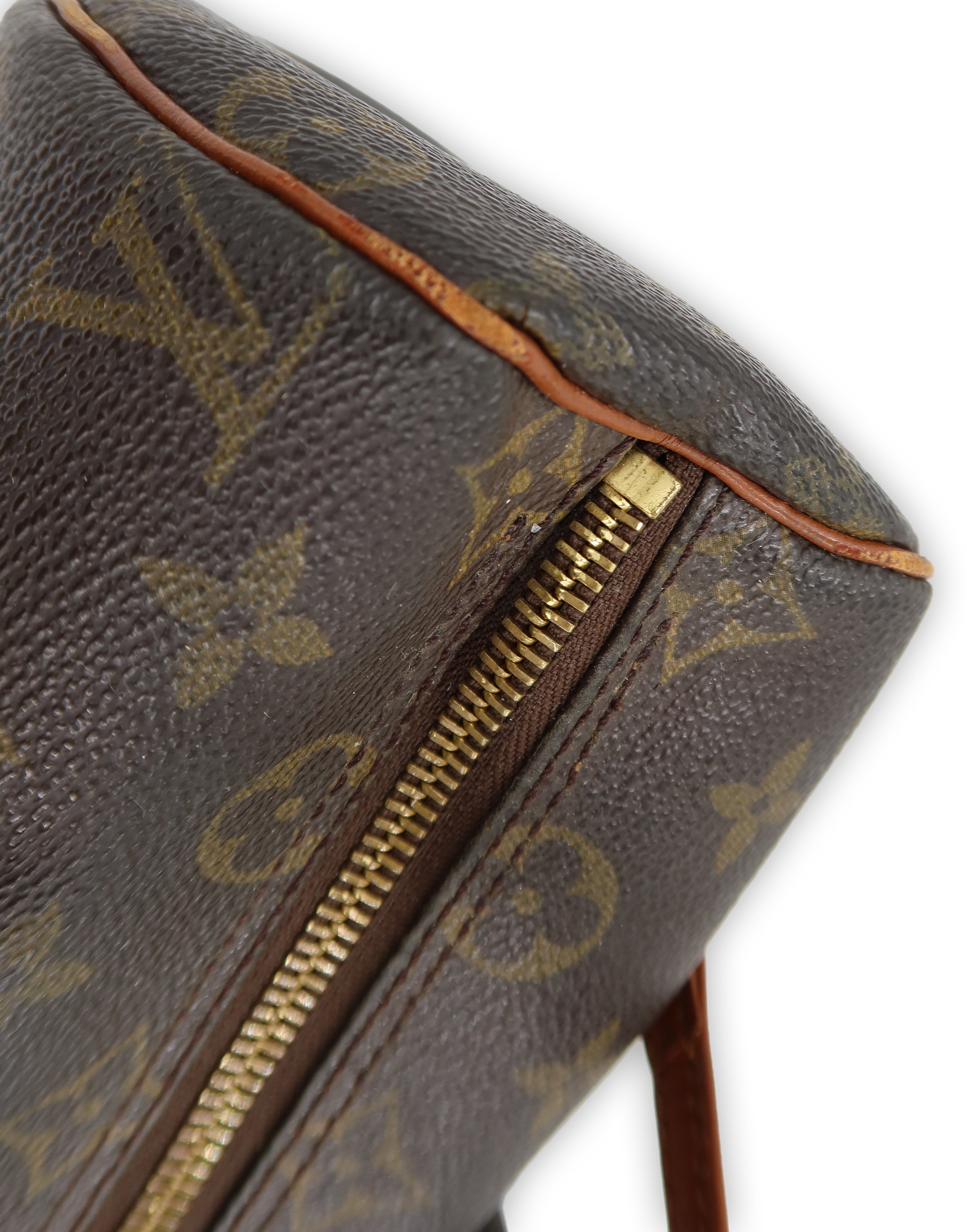 Louis Vuitton Papillon 26