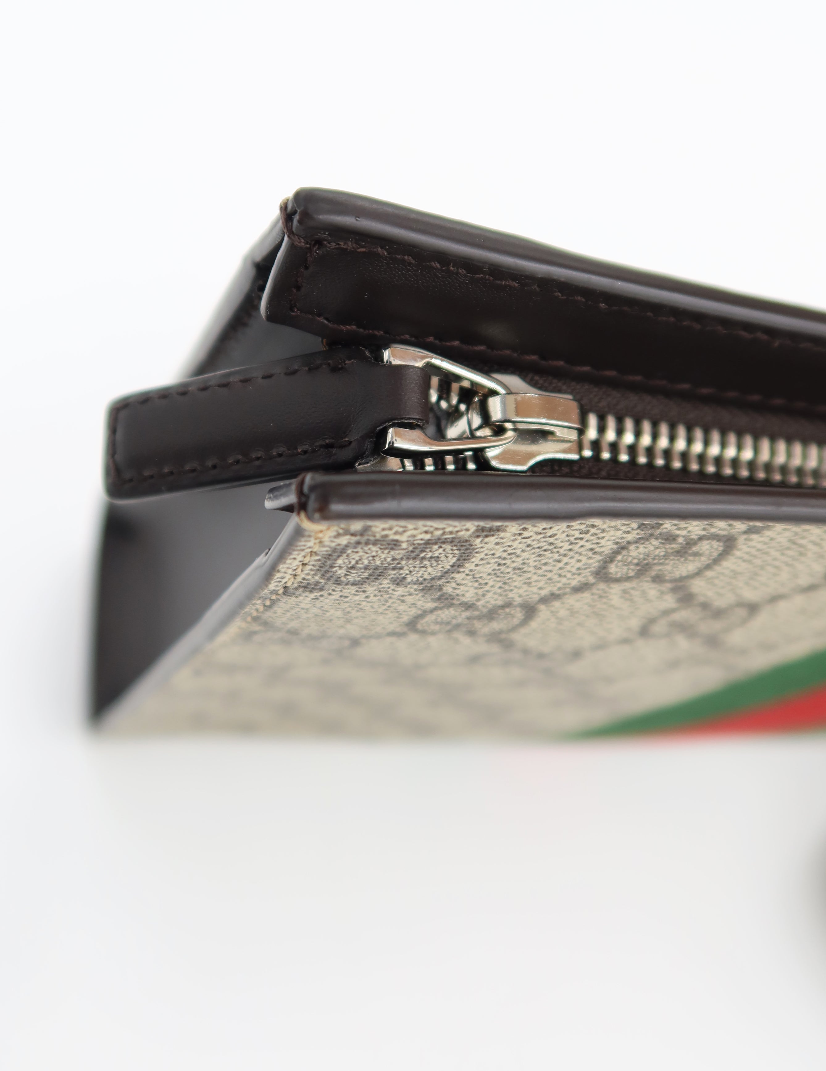 Gucci GG Supreme Cosmetic Case