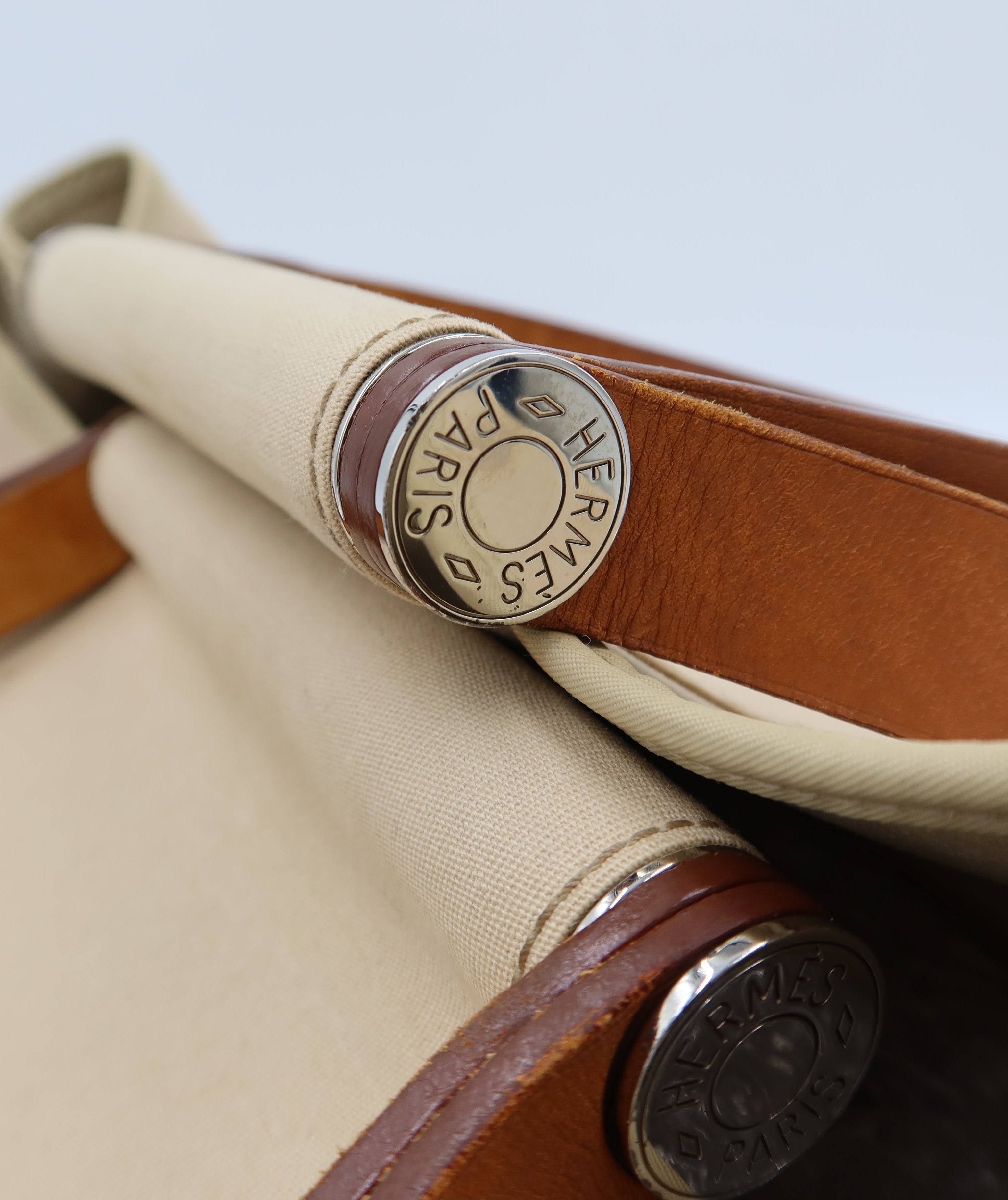 Hermes a Toile and Vache Hunter Cabag Elan 2010