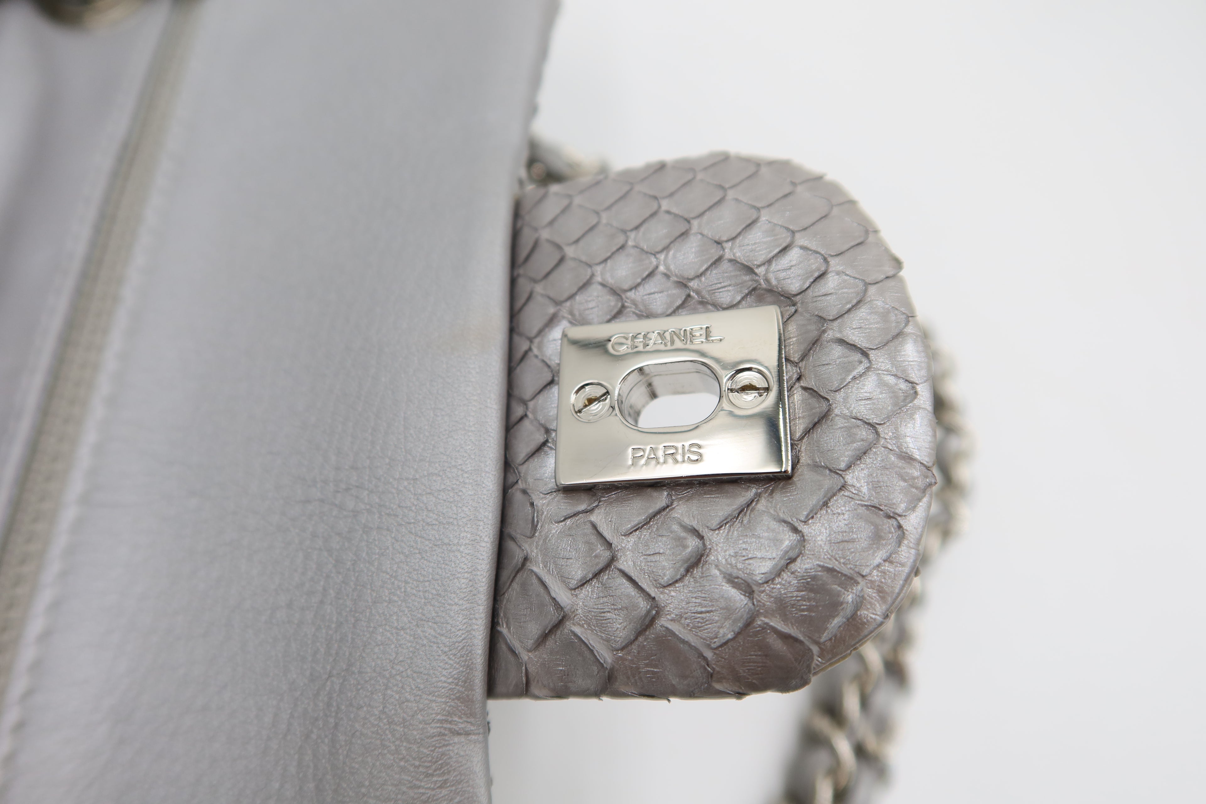 Chanel Double Flap Metallic Silver 2.55 Python Skin Leather Shoulder Bag 2008-2009